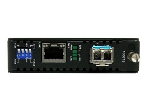 StarTech.com Multimode (MM) LC Fiber Media Converter for 1Gbe Network - 550m Range - Gigabit Ethernet - 850nm - with SFP Transceiver (ET91000LC2) - fibre media converter - 1GbE